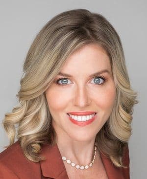 Listening as an Integral Step of Your Leadership Evolution: How to Actively Listen (featuring Erin Snyder)